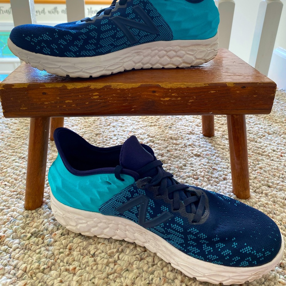 New Balance Fresh Foam Beacon V2 Size 9